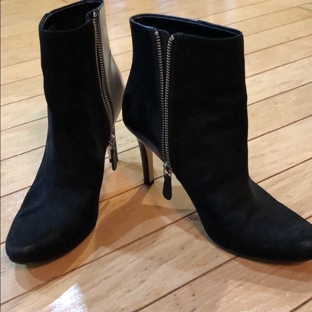 High heeled booties